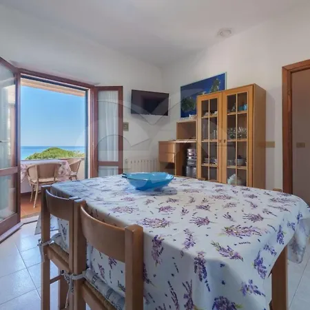 Appartamento La Rondine Su - Goelba