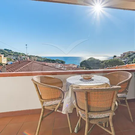 La Rondine Su - Goelba Apartment *