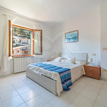 Apartment La Rondine Su - Goelba *